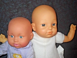 Lote De Muñeca Bebé Increíblemente Suave Goldberger 12" De Colección y Muñeco De Agua Laurel 2008 10" - Imagen 1 de 4