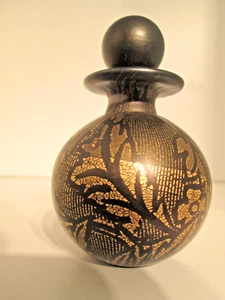 JONATHAN HARRIS ISLE OF WIGHT Elizabethan Tapestry Scent Bottle Studio/Art Glass - Picture 1 of 12