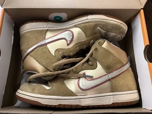 Nike Dunk SB Premium High Koston Thai Temple Size 9.5 Mens Metallic Gold - Picture 1 of 7