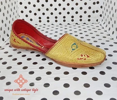 ZAPATOS DORADOS HECHOS A MANO PARA HOMBRE EE. UU. 6-10-JUTI-TALLA E HILO TRABAJO-CUERO-KHUSSA Foto 1 de 4