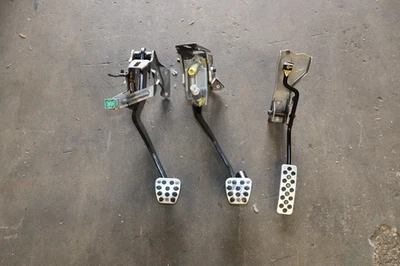 Juego de pedales Honda S2000 S2K AP2 2004-2009 acelerador de gasolina, freno y embrague OEM Foto 1 de 4