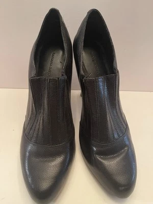Novas Botas Pretas Banana Republic - Saltos Tamanho 8.5 - Imagem 1 de 4