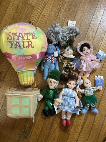 VTG Wizard Of Oz State Fair Omaha Hot Air Balloon 39” Plush w/ 7 Characters ‘98 Cover