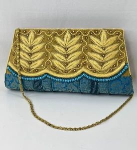 Lovely Bougainvillea Beaded Style Evening Clutch Wallet Excellent Condition - Picture 1 of 6