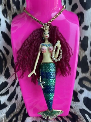 Betsey Johnson Shell Shocked Vintage HUGE Mermaid Doll Red Head Long Necklace - Image 1 of 4