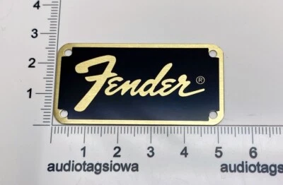 Amplificador de transición Fender o insignia con logotipo de estuche hecho a medida de metal con tornillos dorados Foto 1 de 4