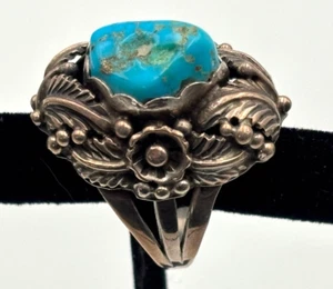 Anello Navajo fatto a mano, sterling (?) E Turchese Firmato "JW" Taglia 7 - Foto 1 di 8