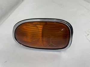 1999 - 2003 2004 BENTLEY ARNAGE Right Corner Lamp Light Green Label 559R PARTS - Picture 1 of 14