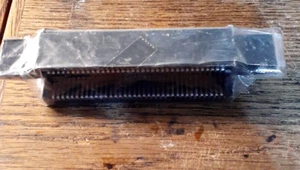 NEU 72 Pin Stecker Ersatz Cartridge für Nintendo NES Konsole - Bild 1 von 2