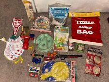 Vtg Dime Store Toy Lot Very Rare. Fake Play Guns Inflatables  Huge Lot 1950s-60s