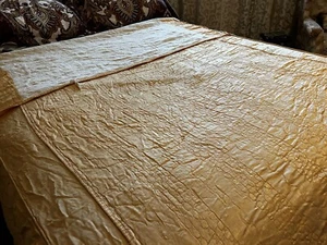 Vintage 1950s/60s satin bedspread Hollywood Regency quilted gold full MCM retro - Picture 1 of 11