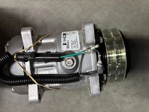 Sanden U4860, rdt75R89312, FLTAC2014860, FLT4893Q A/C Compressor Sd7 H15 - Picture 1 of 6