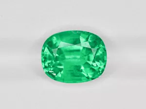 GRS Certified ETHIOPIA Emerald 3.56 Cts Natural Fiery Vivid Intense Green Oval - Picture 1 of 10