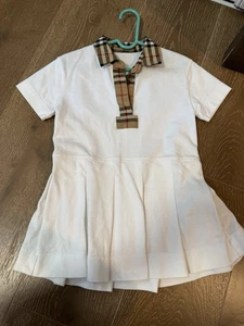 Pre-Owned Burberry Girls White Pleated Dress with Nova Check Collar – 4Y final - Picture 1 of 8