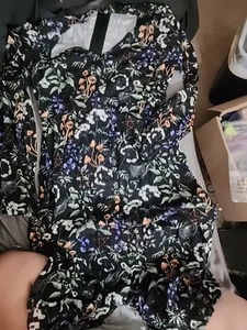 Neu mit Etikett Disturbia Midikleid Langarm Goth Größe US 4 Knopfleiste 100 % Viskose - Bild 1 von 10