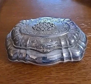 Vintage versilberte Schmuckschatulle mit Fuß aufklappbar schwer 1,73 Pfund sehr guter Zustand ++ - Bild 1 von 10