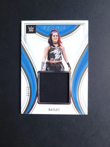 2023 Panini Immaculate WWE Remarkable Memorabilia Bayley #RM-BYL Blue /25 MEM - Bild 1 von 4