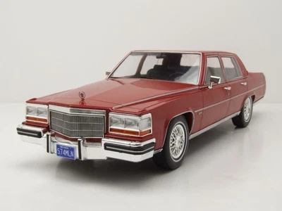 Cadillac Hitchin Brougham 1982 Rosso Scuro Metallico Modellino Auto 1:18 MCG - Immagine 1 di 4