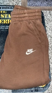 Nike Boys Sportswear Club Fleece Pants in Brown, Size Medium, CI2911-203 - Picture 1 of 1