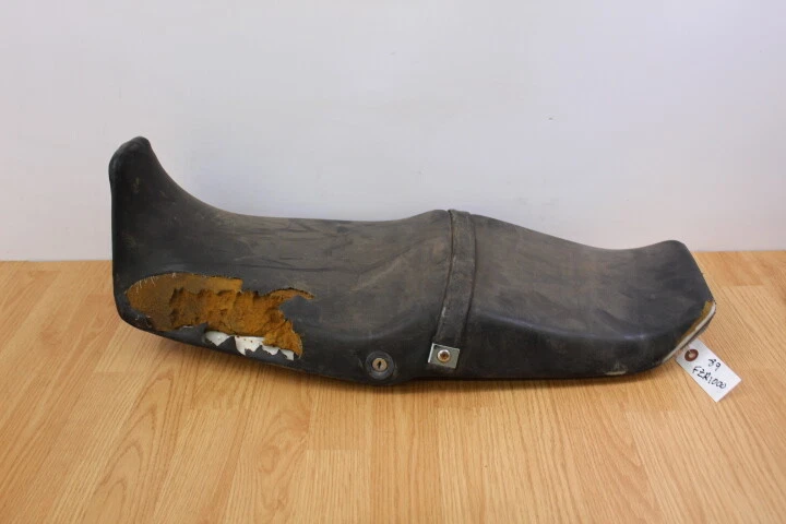 Sillín de asiento Yamaha FZR1000 1987-1995 Foto 1 de 4