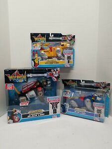 Playmates Toys Voltron 84 Classic Legendary 16 inch Blue, Black and Yellow lions