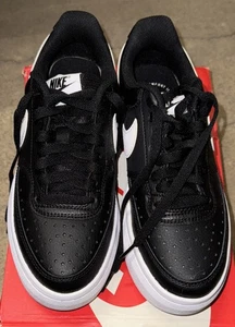 Nike Court Vision Alta LTR schwarz weiß Turnschuhe Damengröße 7 DM0113-002 - Bild 1 von 5