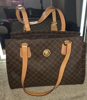 Rioni signature shoulder bag brown L13xW7xH9 10" Strap Gentle Gold "RR" - Image 1 of 4
