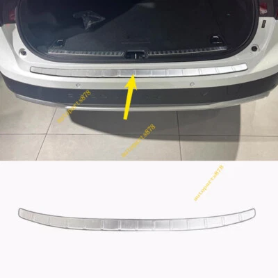 Protector de parachoques trasero de titanio plateado para Volvo V90 2018-24 Foto 1 de 4