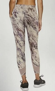 *NWT* RBX (Size S) Squat Proof Legging / Tulip Shaped Back Hem and Mesh Detail - Picture 1 of 6