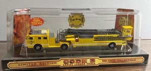 Code 3 City of Honolulu Tractor Drawn Aerial Ladder Truck #5 - #12660 New - Picture 1 of 16