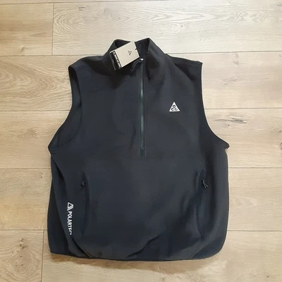 Nike ACG Mens Medium Wolf Tree Vest Black HJ2468-010 Half Zip Polartec New - Image 1 of 4