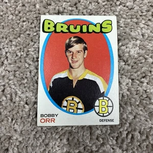 BOBBY ORR 1971-72 TOPPS #100 BOSTON BRUINS NHL HOCKEY CARD DEFENSE VINTAGE - Picture 1 of 4