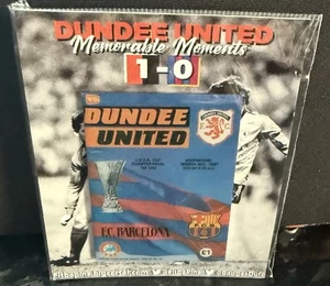 Dundee United v Barcelona Memorable Moments Enamel Pin Badges - Picture 1 of 2