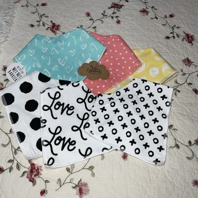 Pack de 6 baberos Baby Essentials con barrera de red húmeda Foto 1 de 2