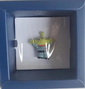 Disney Arribas Brothers Swarovski® Minifigur mit Kristallschmuck SPIELZEUG GESCHICHTE ALIEN - Bild 1 von 2