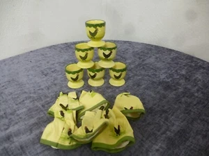 Zeller Keramik - Hahn und Henne - 6 Eierbecher, sehr gut erhalten mit 6 Eierwärm - Bild 1 von 6