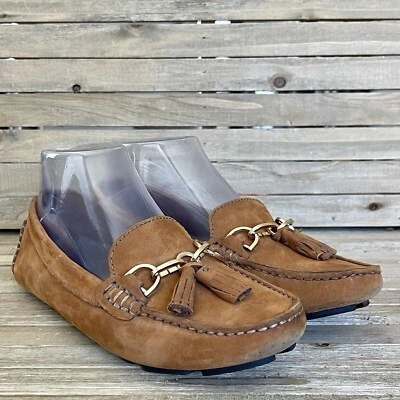Mocasines mocasines de conducción con borla de gamuza tostada Saks Fifth Avenue para mujer talla 7 B usados en excelente estado Foto 1 de 4