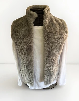 Chaleco de piel sintética gris para mujer WHITE HOUSE BLACK MARKET talla S Foto 1 de 4