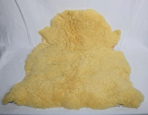 flauschiges LAMMFELL 92 x 77cm Schaffell Echtfell Babyfell - Bild 1 von 8