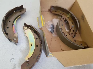 Ganasce freno posteriori originale Renault 7701203979 Citroen Dacia Peugeot TRW - Imagen 1 de 4
