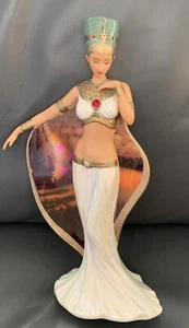 The Bradford Exchange Nefertiti 2010 2nd Issue Hand-Painted Sculpture O844 - Picture 1 of 5