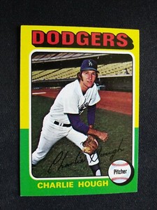 1975 Topps "Mini" Baseball Card # 71 Charlie Hough - Los Angeles Dodgers (EX)