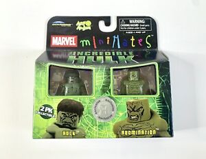 Marvel MiniMates Toys R Us Exclusive Hulk & Abomination