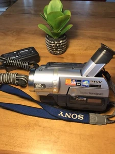 Sony Handycam DCR-TRV140 Digital 8 Camcorder With Nightshot Tested & Works - Picture 1 of 13