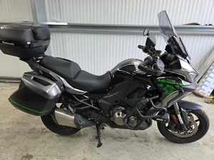 2023 KAWASAKI VERSYS 1000SE TOURING WITH FULL PANIERS. ELECTRONIC SUSPENSION - Picture 1 of 16