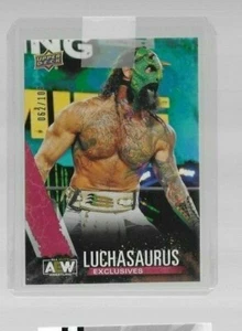 2021 AEW: ALL ELITE WRESTLING: EXCLUSIVES PARALLEL #46: LUCHASAURUS #D 062/100 - Picture 1 of 2