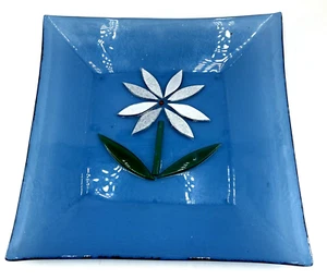 Fused Art Glass Dish Tray Plate 8.5" Square Blue Daisy Pattern - Picture 1 of 7
