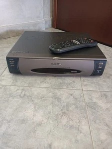 Videoregistratore Samsung VHS Funzionante Modello SV-700X Con Telecomando Leggi - Foto 1 di 12