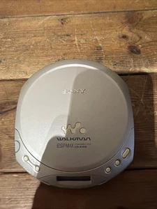 SONY Walkman D-E330 Portable Compact Audio CD Disc Player - Faulty No Power - Picture 1 of 9