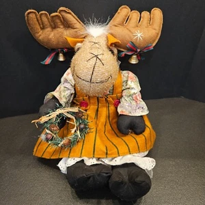 Christmas Moose Dressed Up for the Holidays. (#426) - Picture 1 of 7